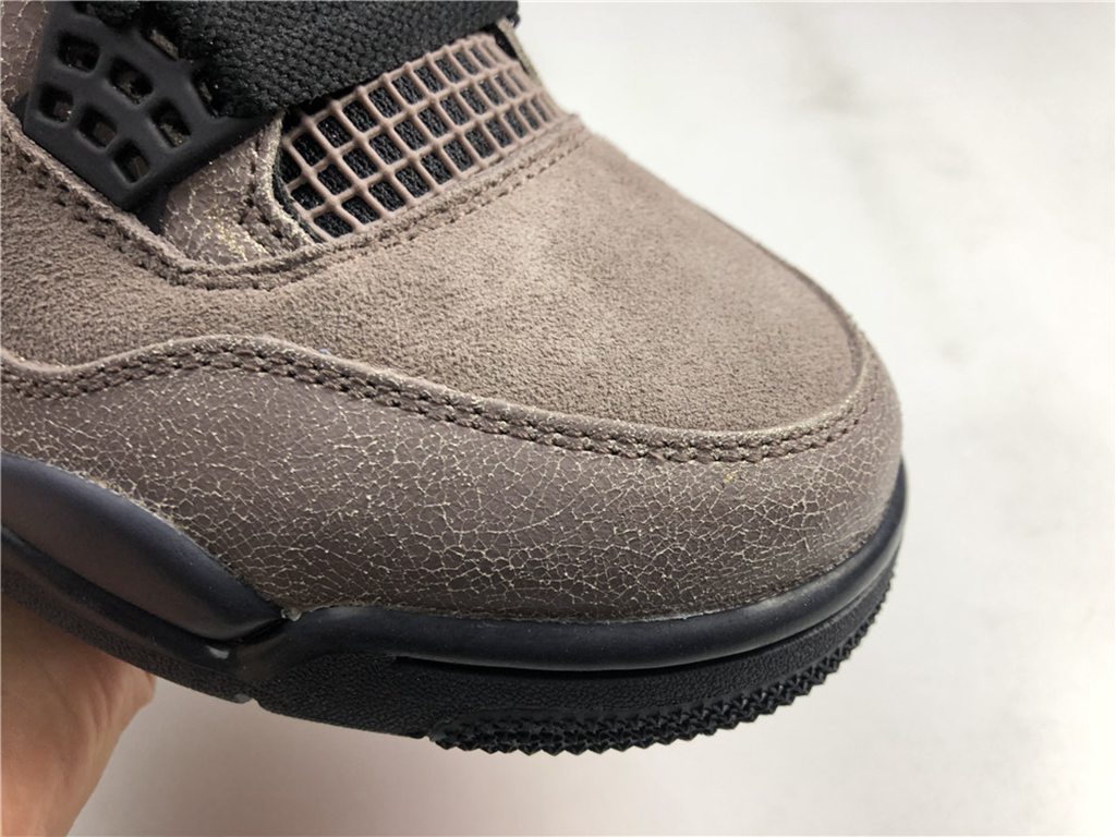 Air Jordan 4 Retro Taupe Haze